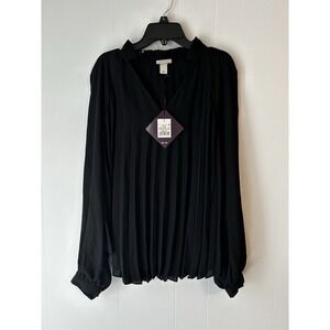 Women's Size X Accordion Style Blouse. Pull Over Black Cut Neckline. Work/Party.